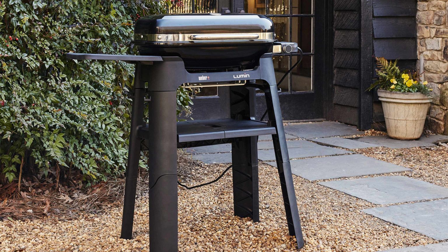 Weber Lumin Der kleine Elektrogrill für den Balkon Moebel Staude